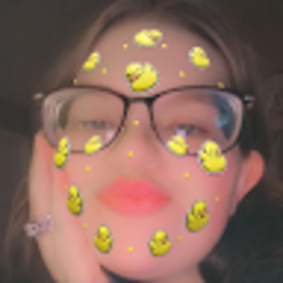 Meet your Posher, Alison - Picture 1 of 1